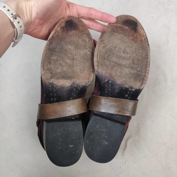 Freebird by Steven Ankle Boots Women's 7 Phlow Red Suede Leather Harness Bootie - Picture 10 of 10